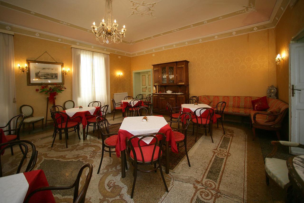 Hotel Sereno Cogoleto Buitenkant foto