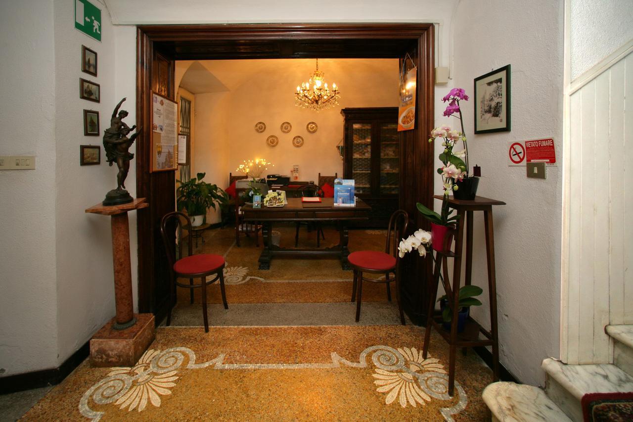 Hotel Sereno Cogoleto Buitenkant foto