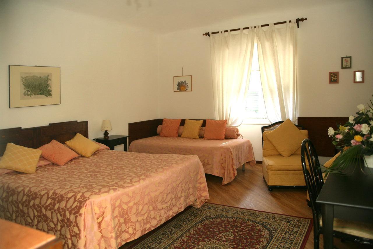 Hotel Sereno Cogoleto Buitenkant foto