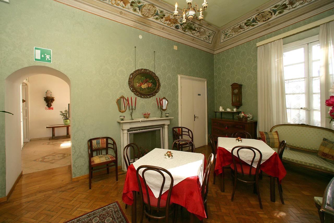 Hotel Sereno Cogoleto Buitenkant foto
